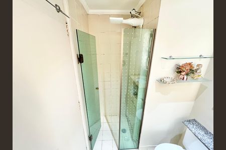 Apartamento à venda com 80m², 3 quartos e 1 vaga Apartamento à venda com 80m², 3 quartos e 1 vagaBanheiro da Suíte