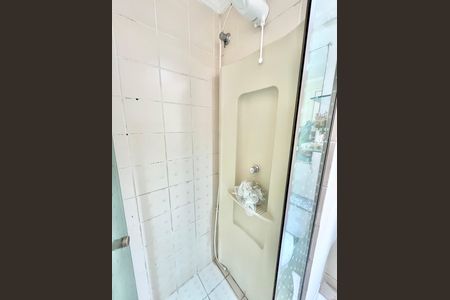Apartamento à venda com 80m², 3 quartos e 1 vaga Apartamento à venda com 80m², 3 quartos e 1 vagaBanheiro da Suíte