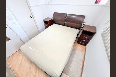 Apartamento à venda com 80m², 3 quartos e 1 vaga Apartamento à venda com 80m², 3 quartos e 1 vagaSuíte