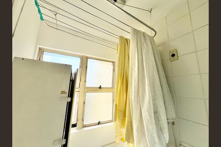 Apartamento à venda com 80m², 3 quartos e 1 vaga Apartamento à venda com 80m², 3 quartos e 1 vagaÁrea de Serviço