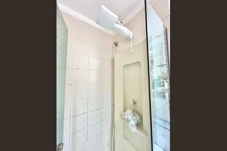 Apartamento à venda com 80m², 3 quartos e 1 vaga Apartamento à venda com 80m², 3 quartos e 1 vagaBanheiro da Suíte
