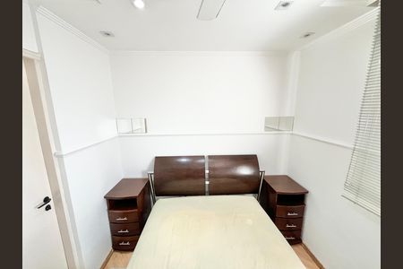 Apartamento à venda com 80m², 3 quartos e 1 vaga Apartamento à venda com 80m², 3 quartos e 1 vagaSuíte