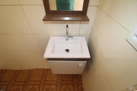 Casa para alugar com 35m², 1 quarto e sem vagaBanheiro