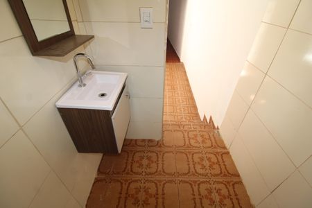 Casa para alugar com 35m², 1 quarto e sem vagaBanheiro