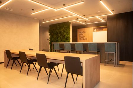 Apartamento para alugar com 65m², 2 quartos e 1 vagaÁrea comum - Coworking