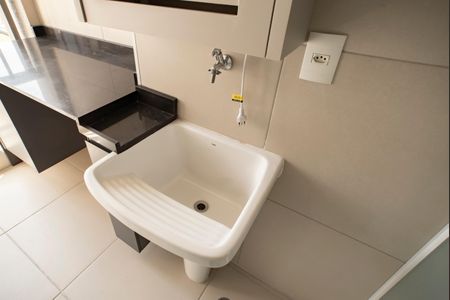 Apartamento para alugar com 65m², 2 quartos e 1 vagaÁrea de Serviço