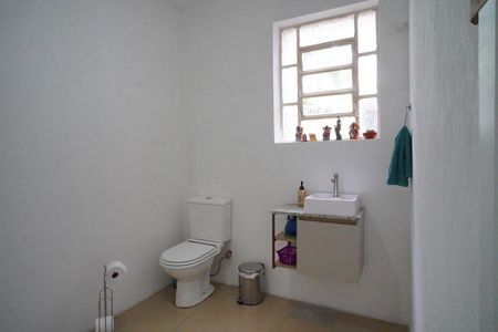 Lavabo  de casa para alugar com 3 quartos, 241m² em Petrópolis, Porto Alegre