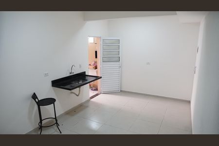 Cozinha de casa de condomínio para alugar com 1 quarto, 25m² em Jardim Vila Galvao, Guarulhos