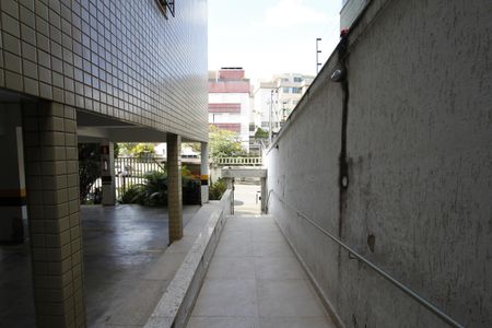 Apartamento para alugar com 180m², 4 quartos e 2 vagasEntrada