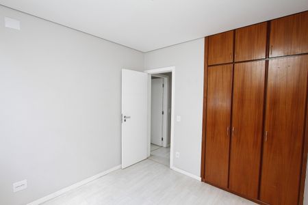 Apartamento para alugar com 180m², 4 quartos e 2 vagasQuarto 3 