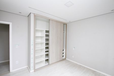 Apartamento para alugar com 180m², 4 quartos e 2 vagasQuarto 2