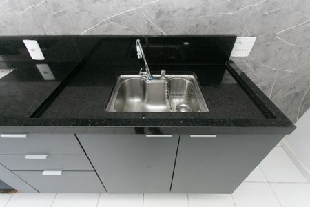 Apartamento para alugar com 47m², 2 quartos e sem vaga Apartamento para alugar com 47m², 2 quartos e sem vagaCozinha - Pia