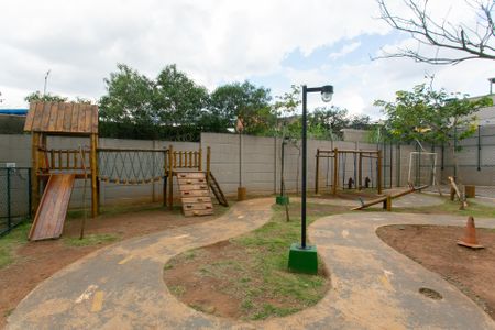 Apartamento para alugar com 47m², 2 quartos e sem vaga Apartamento para alugar com 47m², 2 quartos e sem vagaÁrea comum - Playground