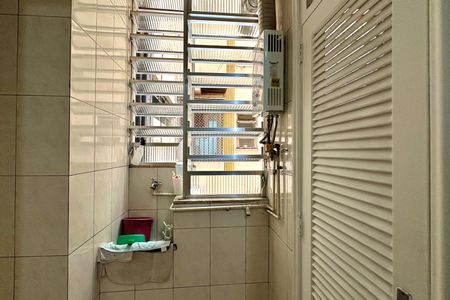 Apartamento para alugar com 120m², 3 quartos e sem vaga