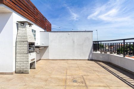 Casa de condomínio à venda com 102m², 3 quartos e 3 vagasVaranda