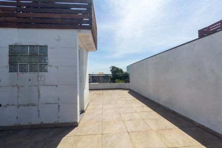Casa de condomínio à venda com 102m², 3 quartos e 3 vagasVaranda