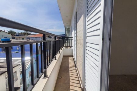 Casa de condomínio à venda com 102m², 3 quartos e 3 vagasSacada 2