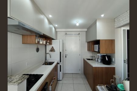 Apartamento à venda com 32m², 2 quartos e sem vaga Apartamento à venda com 32m², 2 quartos e sem vagaCozinha - Armários