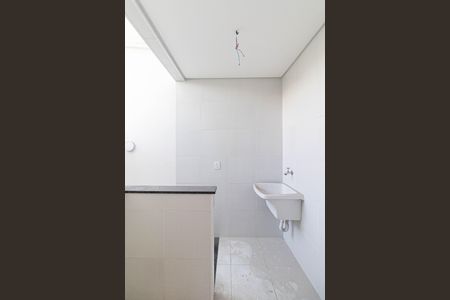 Casa de condomínio à venda com 102m², 3 quartos e 3 vagas Casa de condomínio à venda com 102m², 3 quartos e 3 vagasÁrea de Serviço