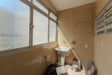 Apartamento para alugar com 109m², 4 quartos e 1 vaga