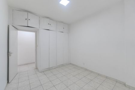 Apartamento para alugar com 109m², 4 quartos e 1 vaga