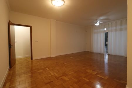 Apartamento para alugar com 198m², 3 quartos e 1 vagaSala