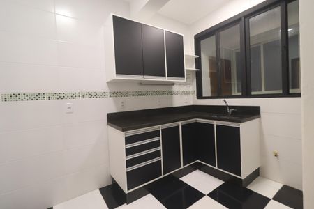 Apartamento para alugar com 198m², 3 quartos e 1 vagaCozinha e Área de Serviço