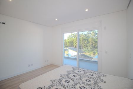 Casa de condomínio para alugar com 311m², 4 quartos e 4 vagas Casa de condomínio para alugar com 311m², 4 quartos e 4 vagasSuite 2