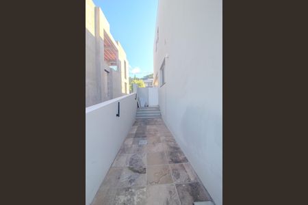 Casa de condomínio para alugar com 311m², 4 quartos e 4 vagas Casa de condomínio para alugar com 311m², 4 quartos e 4 vagasPiscina/Quintal