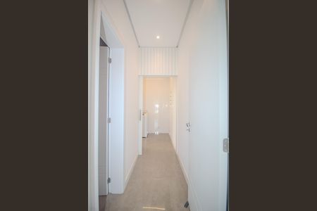 Casa de condomínio para alugar com 311m², 4 quartos e 4 vagas Casa de condomínio para alugar com 311m², 4 quartos e 4 vagasCorredor