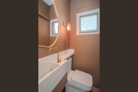 Casa de condomínio para alugar com 311m², 4 quartos e 4 vagas Casa de condomínio para alugar com 311m², 4 quartos e 4 vagasBanheiro