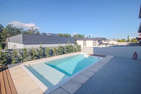 Casa de condomínio para alugar com 311m², 4 quartos e 4 vagas Casa de condomínio para alugar com 311m², 4 quartos e 4 vagasPiscina/Quintal