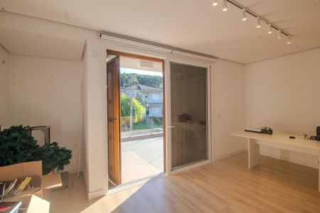 Casa de condomínio para alugar com 311m², 4 quartos e 4 vagas Casa de condomínio para alugar com 311m², 4 quartos e 4 vagasSuite 3