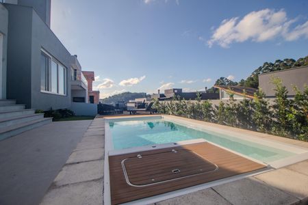 Casa de condomínio para alugar com 311m², 4 quartos e 4 vagas Casa de condomínio para alugar com 311m², 4 quartos e 4 vagasPiscina/Quintal