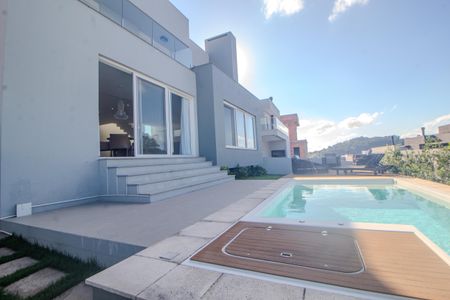 Casa de condomínio para alugar com 311m², 4 quartos e 4 vagas Casa de condomínio para alugar com 311m², 4 quartos e 4 vagasPiscina/Quintal