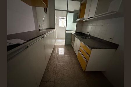 Apartamento à venda com 80m², 3 quartos e 2 vagas Apartamento à venda com 80m², 3 quartos e 2 vagasCozinha
