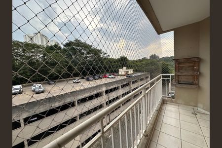 Apartamento à venda com 80m², 3 quartos e 2 vagas Apartamento à venda com 80m², 3 quartos e 2 vagasVaranda da Sala