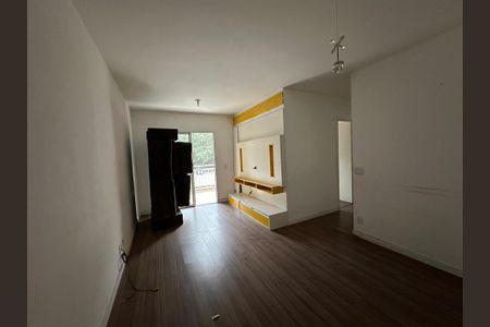 Apartamento à venda com 80m², 3 quartos e 2 vagas Apartamento à venda com 80m², 3 quartos e 2 vagasSala