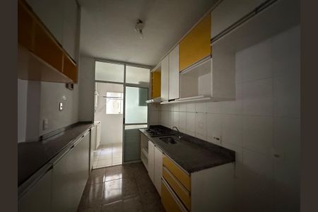 Apartamento à venda com 80m², 3 quartos e 2 vagas Apartamento à venda com 80m², 3 quartos e 2 vagasCozinha