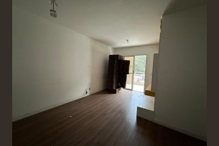 Apartamento à venda com 80m², 3 quartos e 2 vagas Apartamento à venda com 80m², 3 quartos e 2 vagasSala
