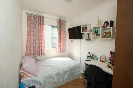 Quarto 2 de apartamento à venda com 2 quartos, 50m² em Cidade São Jorge, Santo André