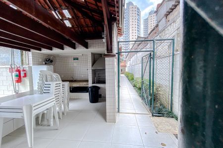 Apartamento para alugar com 60m², 2 quartos e 1 vagaÁrea comum - Churrasqueira