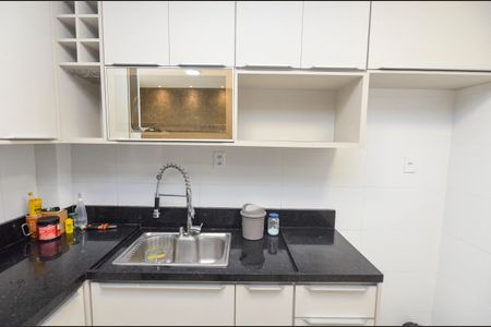 Apartamento à venda com 67m², 2 quartos e 1 vagaCozinha