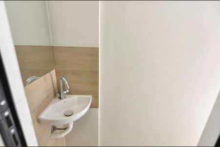 Apartamento à venda com 67m², 2 quartos e 1 vagaBanheiro de Serviço