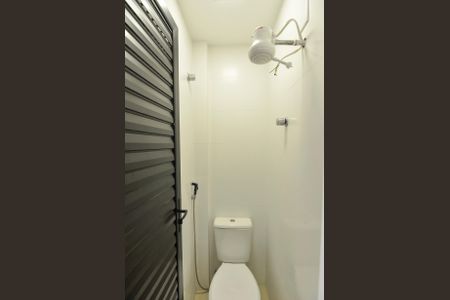 Apartamento à venda com 67m², 2 quartos e 1 vagaBanheiro de Serviço