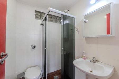 Banheiro de apartamento para alugar com 1 quarto, 35m² em Bela Vista, São Paulo