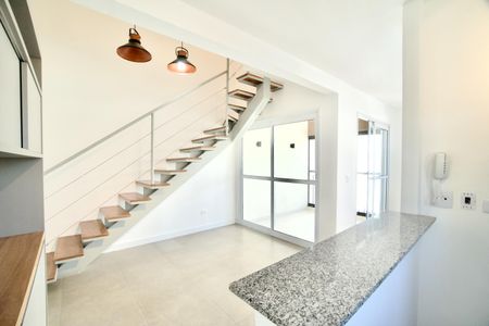 Sala de apartamento para alugar com 2 quartos, 69m² em Cerqueira César, São Paulo