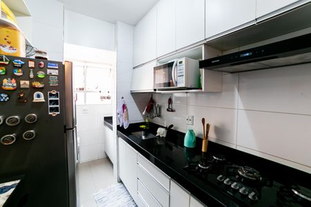 Apartamento à venda com 75m², 2 quartos e 1 vaga Apartamento à venda com 75m², 2 quartos e 1 vagaCozinha e Área de Serviço