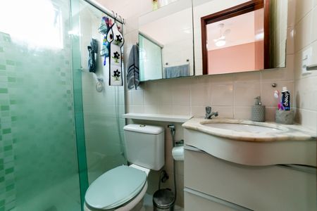 Apartamento à venda com 75m², 2 quartos e 1 vaga Apartamento à venda com 75m², 2 quartos e 1 vagaBanheiro da Suíte