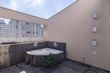Apartamento à venda com 75m², 1 quarto e 2 vagas Apartamento à venda com 75m², 1 quarto e 2 vagasArea Privativa